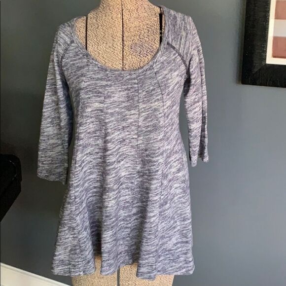 Deletta (Anthro) marled navy flared panel top, XS - Picture 1 of 7